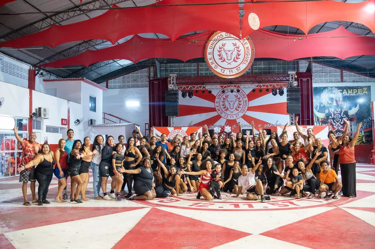 Projeto Social “Sementes da Vila Vintém” oferece aulas de dança gratuitas na quadra da Unidos de Padre Miguel